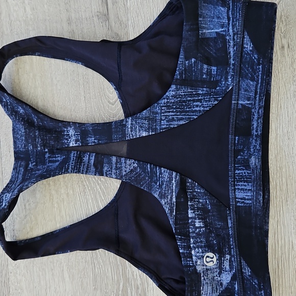 Lululemon Invigorate Bra Transition Multi Midnight Navy Blue Size 6 - Picture 5 of 7